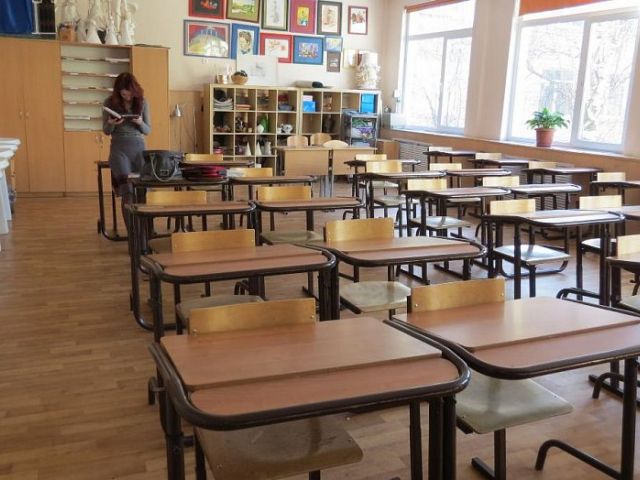 Карантин не повлияет на продолжительность обучения криворожских школьников, -  МОН Украины