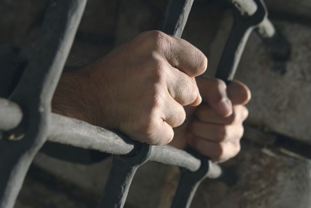 В Днепропетровской области задержали опасного преступника, который сбежал из зала суда