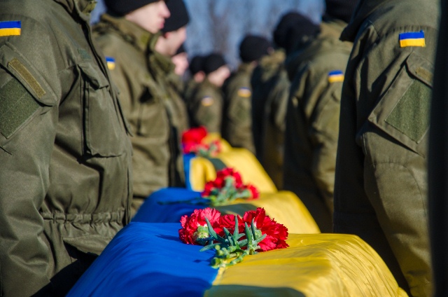 Дніпропетровщина попрощалася з сімома невідомими солдатами