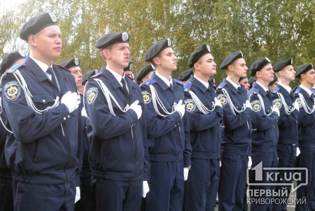 Службу в Нацполиции начинают курсанты Донецкого юридического института