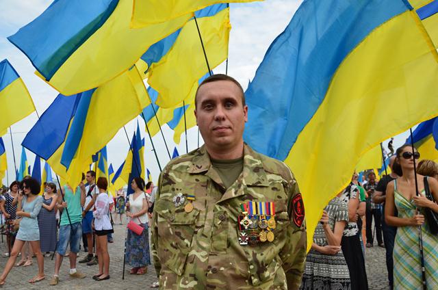 Боец батальона «Кривбасс» в День независимости получил государственную награду