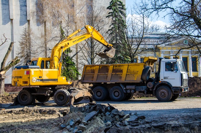 В Днепропетровске начали сооружать уличную экспозицию будущего музея АТО