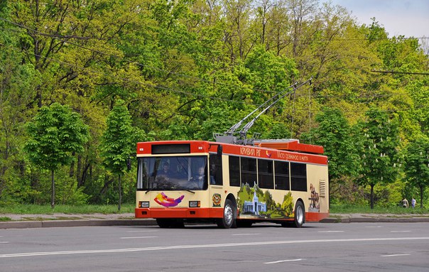 Криворожский дизельный троллейбус проходит обкатку