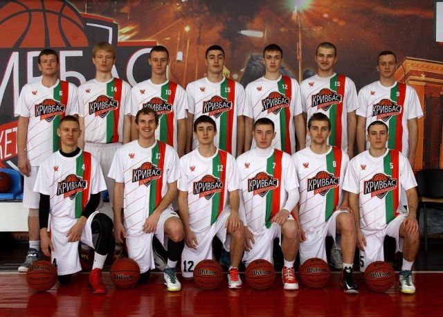 БК «Кривбасс» стал бронзовым призером чемпионата Украины по баскетболу