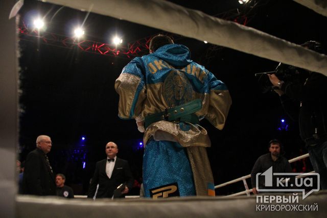 Криворожанин Евгений Хитров занимает топовые позиции всемирно известных боксерских рейтингов