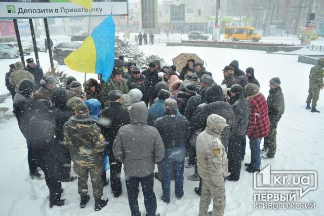 Криворожане встретились с Семеном Семенченко и собираются митинговать в Киеве (ОБНОВЛЕНО)