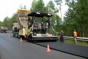 Коммунальщики ждут потепления, чтобы начать ремонт дорог