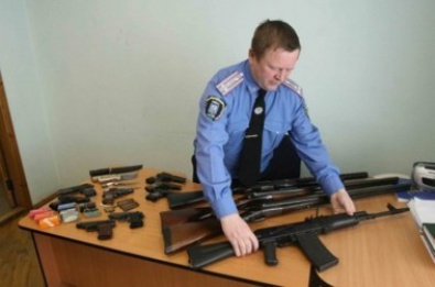 В милицию принесли 277 единиц огнестрельного оружия