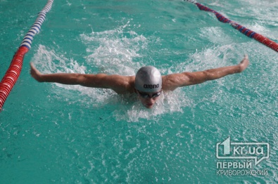 В Кривом Роге стартовал 24-й Всеукраинский турнир по плаванию памяти Заслуженного тренера Украины Н.Коваля
