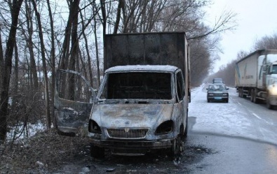 В Кривом Роге мужчина убил приятеля, раздел его труп и сжег вещи вместе с автомобилем
