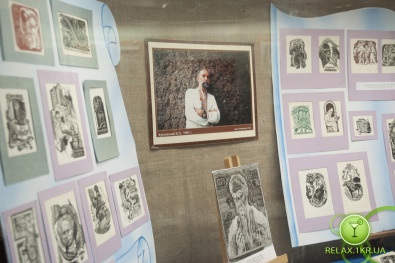 В криворожском краеведческом музее открылась выставка экслибрисов Бориса Куновского