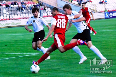 Футболисты «Кривбасса» установили клубный рекорд, а два игрока попали в символическую сборную тура