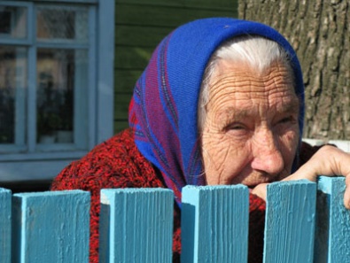 Две «соцработницы» выманили у пенсионеров почти 70 000 грн