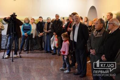 В Кривом Роге открылась выставка Сергея Неженцева - «Родной Ингулец»
