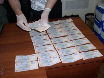 В области выявили взятку в 400 000 гривен