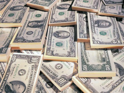 Торги на межбанке Украины остановились: закончились доллары