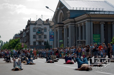 В Кривом Роге состоялся фестиваль уличного искусства (ФОТО)