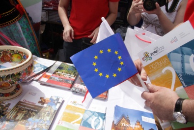 Днепропетровщина масштабными мероприятиями отметила День Европы (ФОТО)