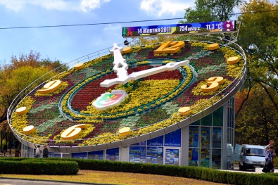 На реконструкцию цветочных часов выделили 2 миллиона гривен