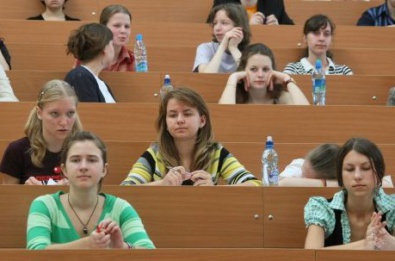 В Украине выделили в три раза больше бесплатных мест для студентов (таблица)