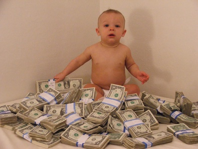 Криворожанам за рождение ребенка заплатят 28 тысяч гривен