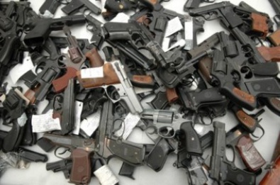 Криворожане могут добровольно сдать незарегистрированное оружие в милицию