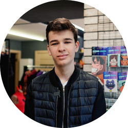 Представник організації «Молоді КР» Ренат Представник організації «Молоді КР» Ренат