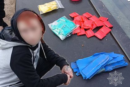 Нервувала та різко змінила напрямок: поліція Кривого Рогу виявила ймовірну «закладчицю»