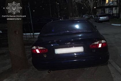 У Кривому Розі водій скоїв ДТП, втік з місця події та напився