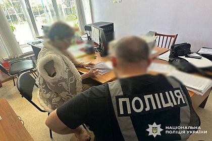 7800 доларів за фіктивну інвалідність: який строк загрожує посадовиці з Дніпропетровської області