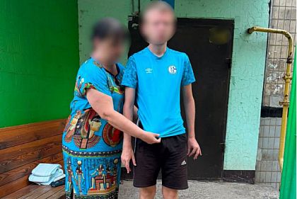 Розгублений криворіжець не міг пояснити, хто він: патрульні допомогли йому повернутися додому