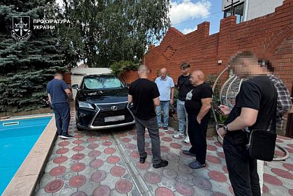 Обіцяли прибуток від угод із підприємством Кривого Рогу: чоловіка ошукали на 600 тисяч євро