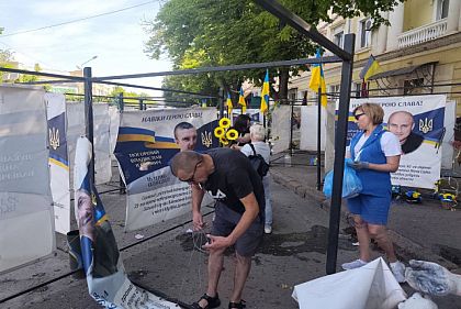 Куби пам’яті на Поштовому: криворіжці долучилися до облаштування меморіалу