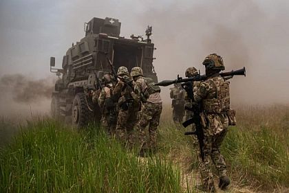 В Україні запускають нову контрактну систему для військових: які умови та виплати