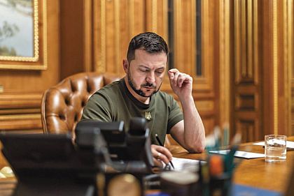 Російська мова більше не під захистом в Україні: Зеленський підписав закон