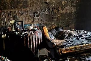 В Кривом Роге спасатели успели вывести мужчину из горящей квартиры