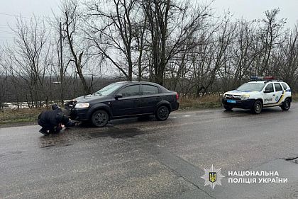 Полицейские Криворожья помогли водителю, у которого сломалась машина