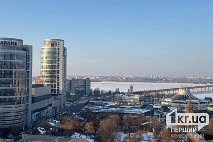 Почему в Днепре до сих пор не демонтировали памятник коммунарам