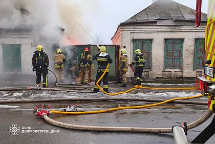 В Днепропетровской области во время пожара в доме пострадал мужчина