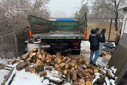 Лесовода из Днепровского района подозревают в вымогательстве средств