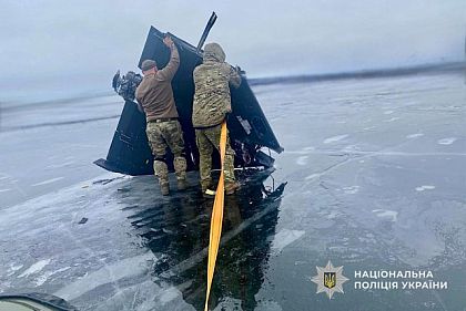 Після атаки РФ на кризі Дніпра виявили бойові частини дронів