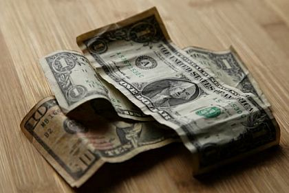 Як змінились ціни на долар та євро за добу: курс валют у Кривому Розі 17 лютого
