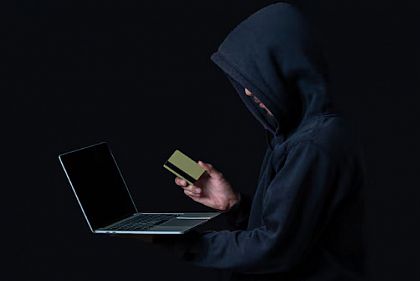 Криворіжців попереджають про шахрайство під виглядом виплат від Ощадбанку та Укренерго