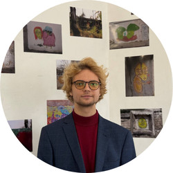 Куратор пространства Андрей Сечко