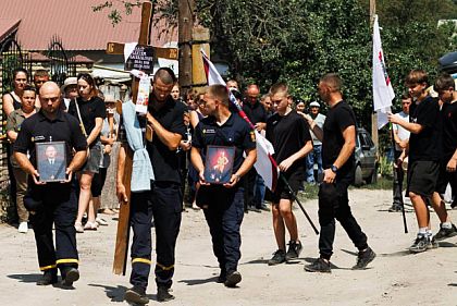 У Кривому Розі попрощалися з батьком і сином, які загинули під час атаки на АЗС