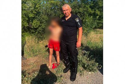 У Кривому Розі патрульний та небайдужі містяни врятували хлопчика, що тонув