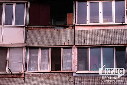 Сусід курить на балконі: чи можуть його оштрафувати