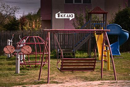 Почти 20 млн грн без конкуренции: чья фирма обустраивает площадки в Покровском районе Кривого Рога