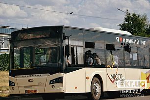 На поминальные дни в Кривом Роге изменили маршруты некоторого общественного транспорта