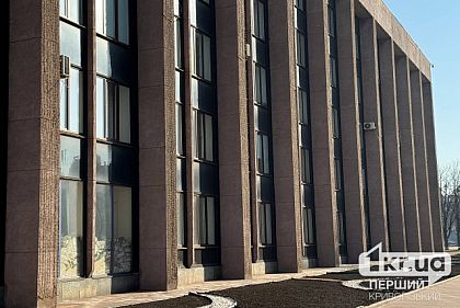 Пенсії та медицина: коли криворіжці можуть звернутися до чиновників у квітні